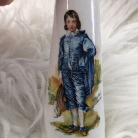 Vintage Salt and Pepper Shakers Jubilee fine bone China made in England - Picture 9 of 13